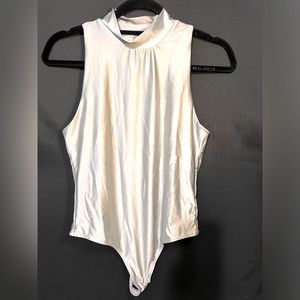 House of Harlow Silver Body-suit Medium